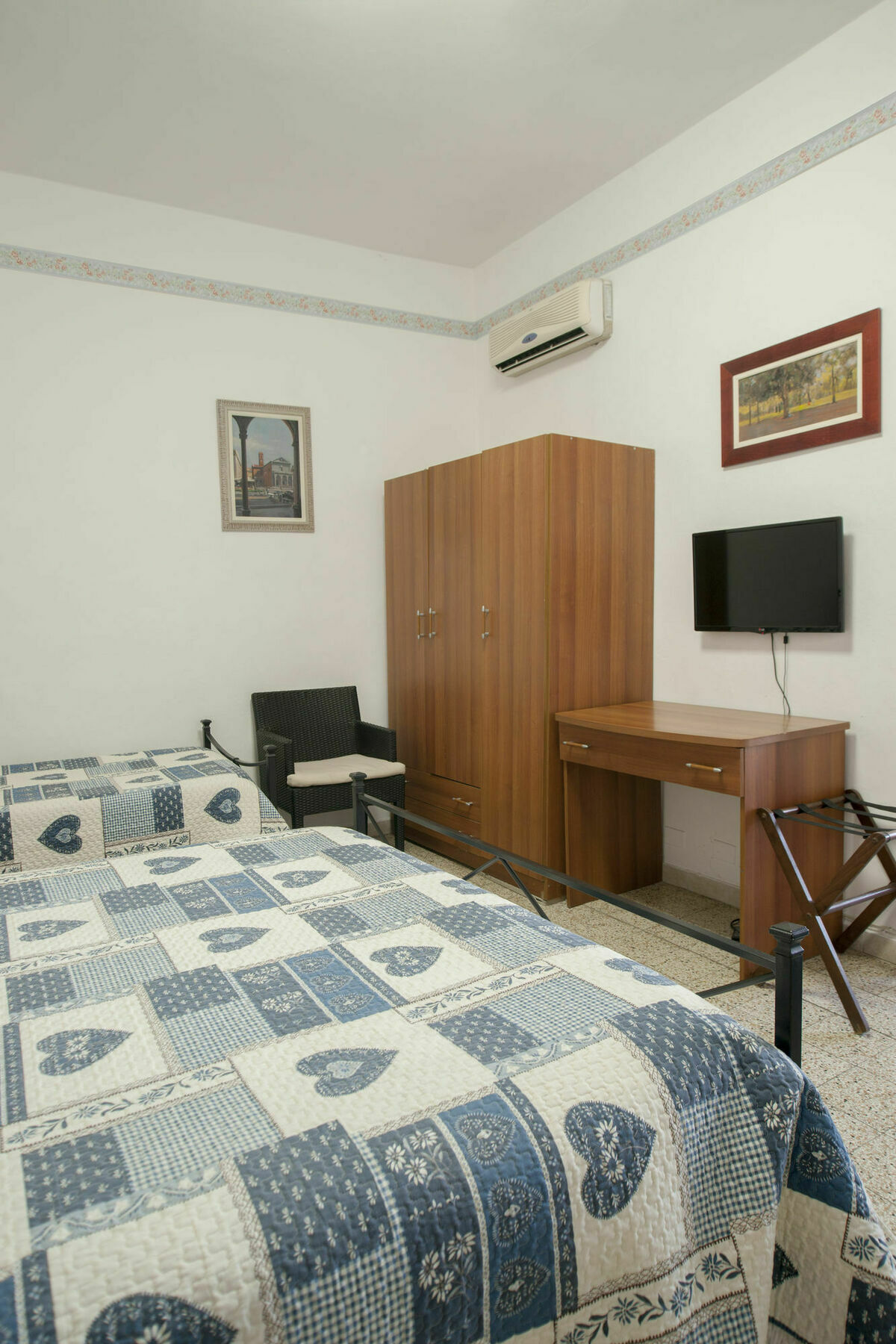 Albergo Pensione Ardenza Self Check-In Livorno Bagian luar foto